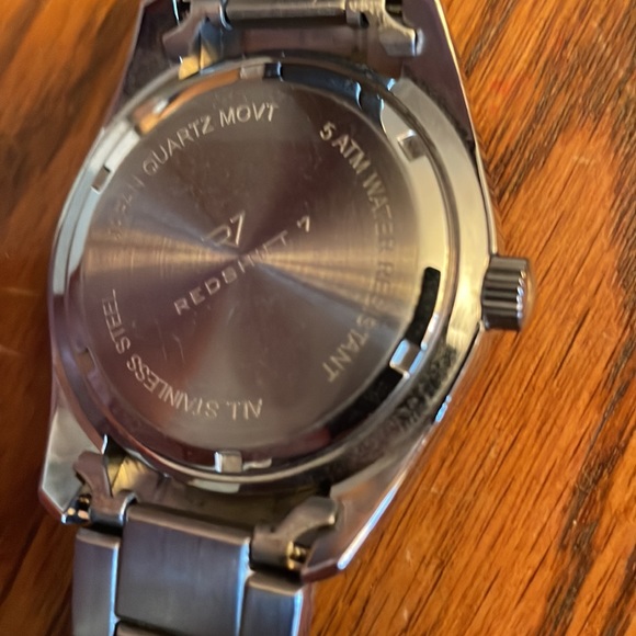 Redshift 7 exosphere, rare color, rose gold hands, like new, needs battery. - Picture 4 of 5